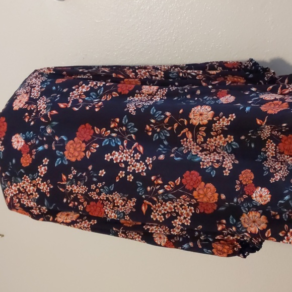 Democracy floral hi low blouse size 1X - Picture 3 of 13